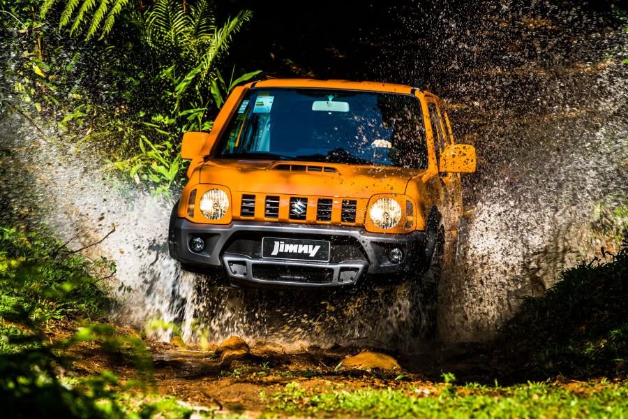  Suzuki Jimny 4SPORT (JB43) 2016 года  (фото 12 из 40)